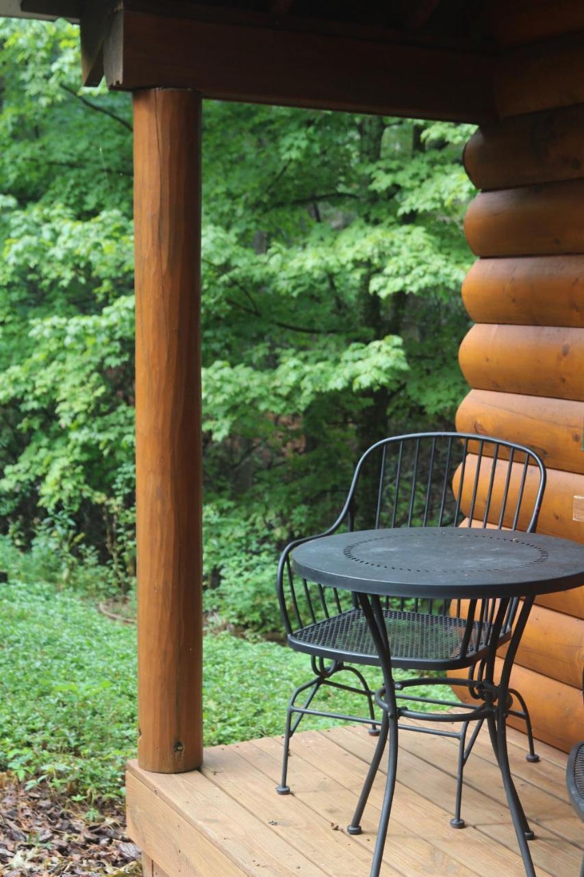 Hotel Barefoot Hills Dahlonega Exteriér fotografie